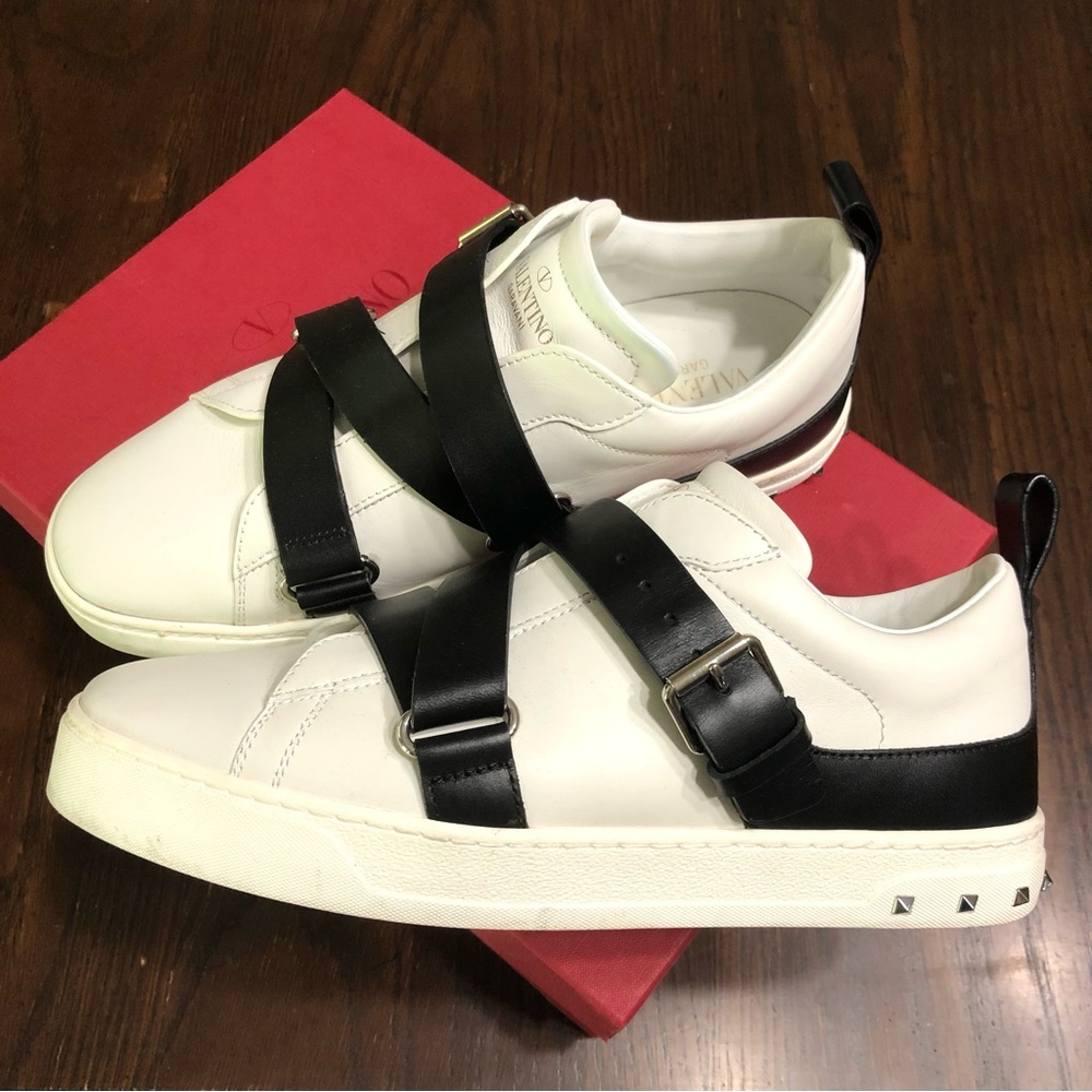 VALENTINO Black and White Leather Sneakers
